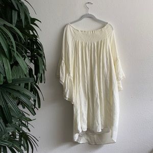 Cream off the shoulder dress size 3X bell sleeves